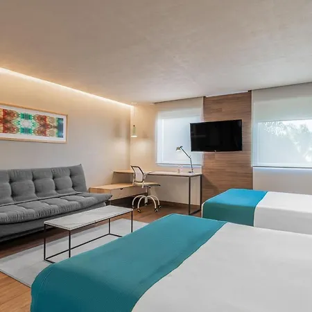 City Express Suites By Marriott Querétaro Exterior foto